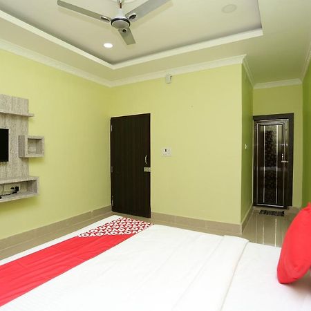 Oyo 24317 Aditya Guest House 3 Bhubaneswar Eksteriør billede