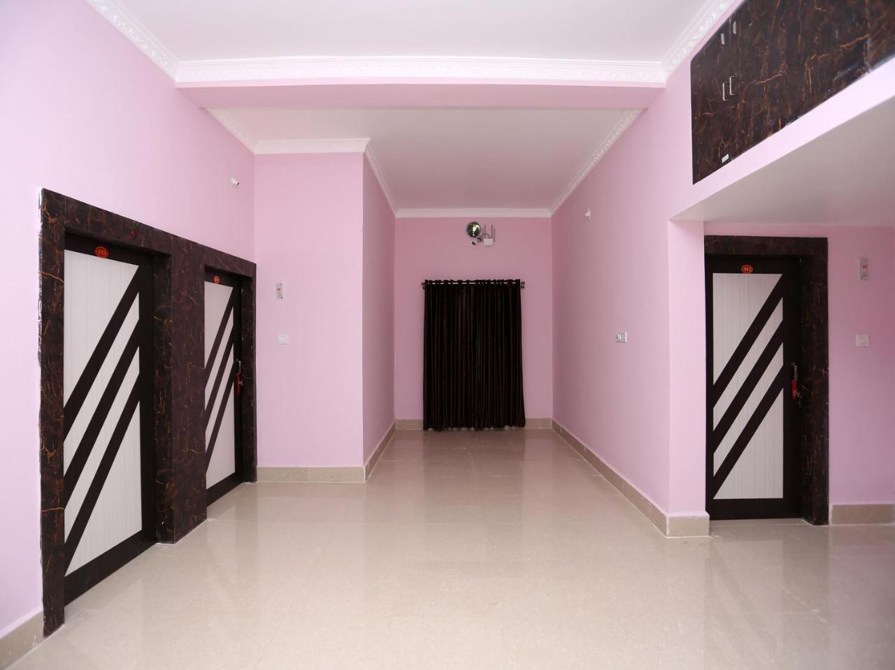 Oyo 24317 Aditya Guest House 3 Bhubaneswar Eksteriør billede